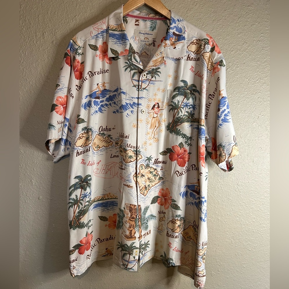 Tommy Bahama Shirt Men XL Button Down 100% Silk Hawaiian Palm Tree Graphic